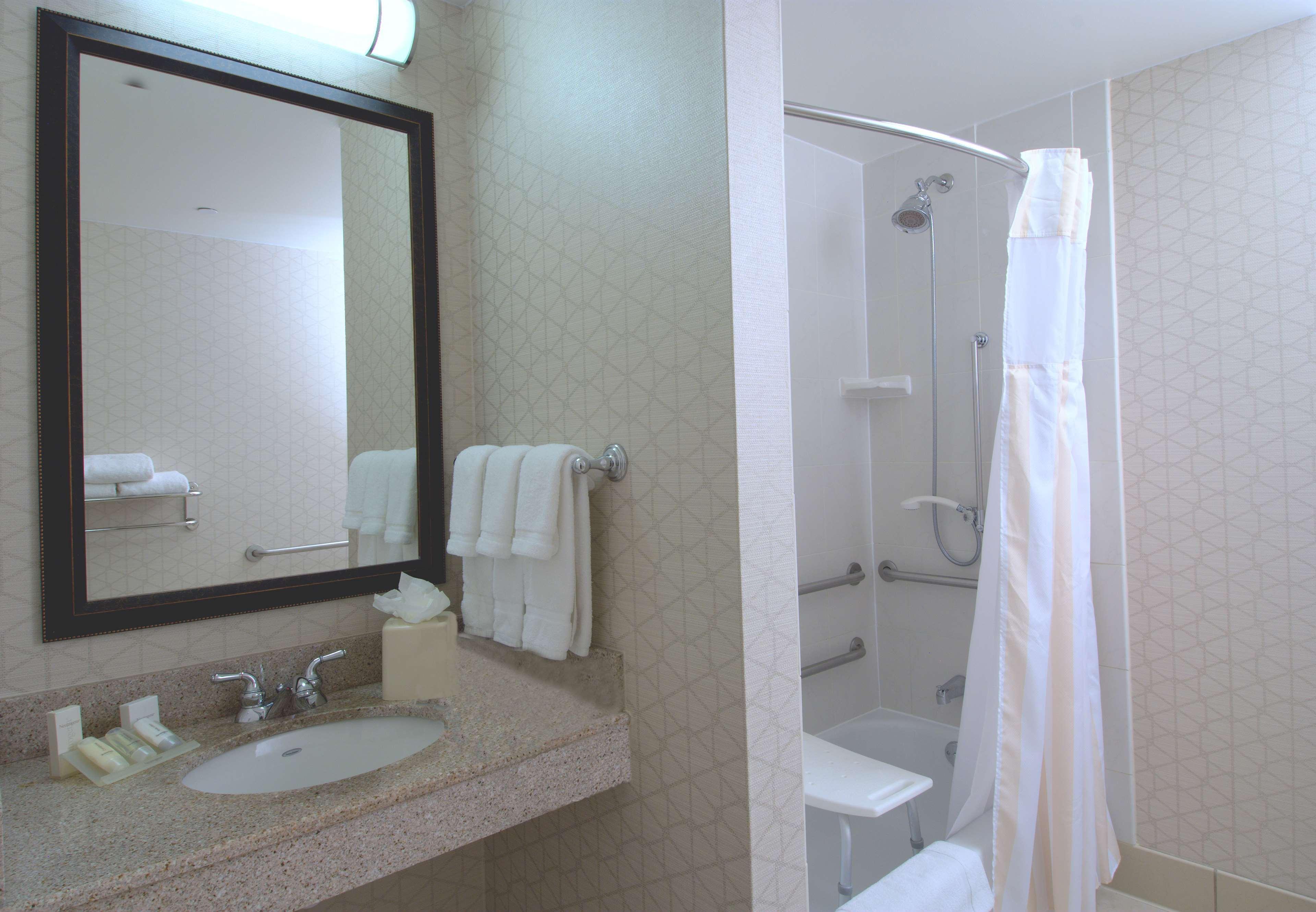 Hilton Garden Inn Rockford Exteriör bild