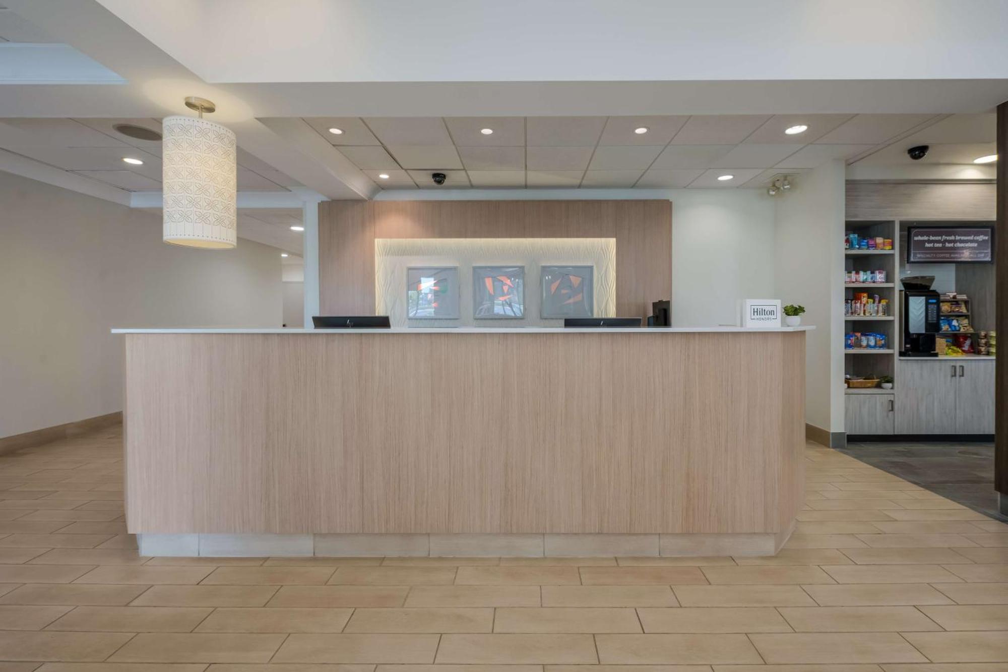 Hilton Garden Inn Rockford Exteriör bild