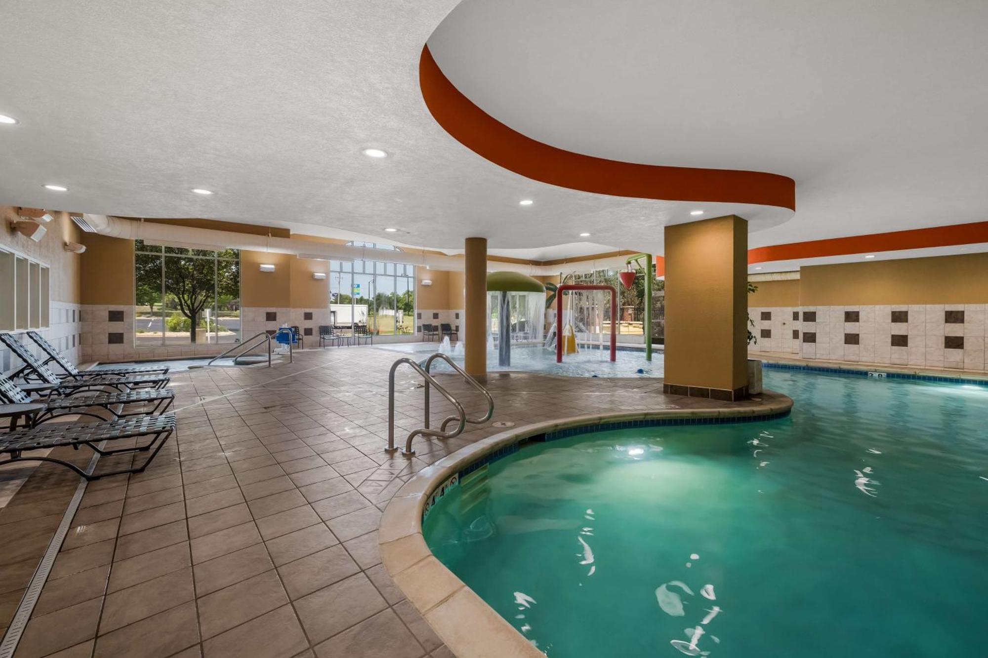 Hilton Garden Inn Rockford Exteriör bild